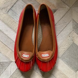 Hunter ballet flats red